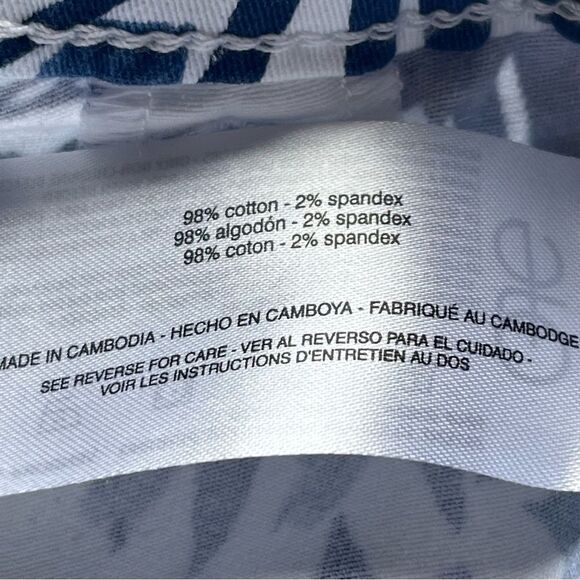 Gloria Vanderbilt Women's Floral Blue and White Capri Hi Rise Pants Size 10 - Picture 5 of 8